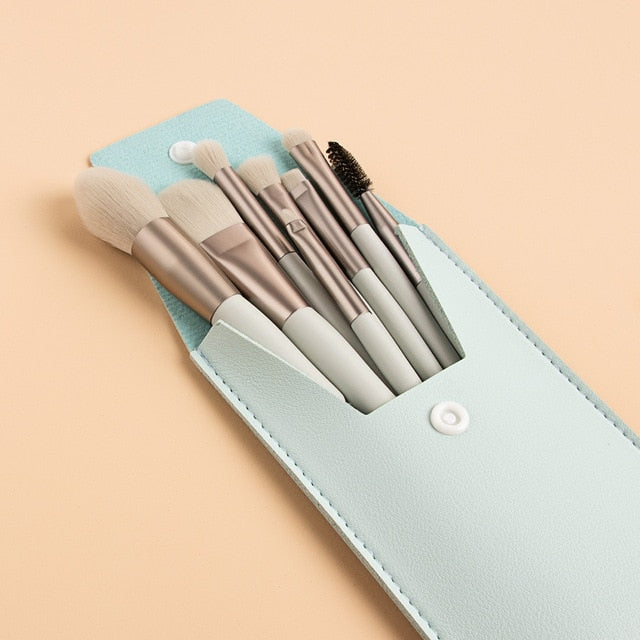 8-Piece Travel Brush Set With Case
